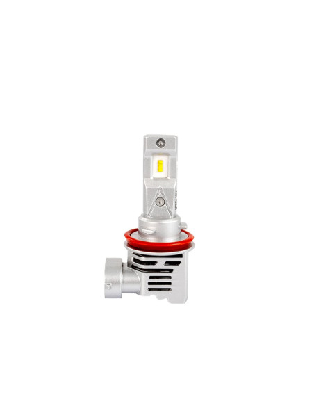 ¡Dale un toque moderno a tu moto! ?️ Kit de conversión a bombillas LED H11 en AutoAcc.es