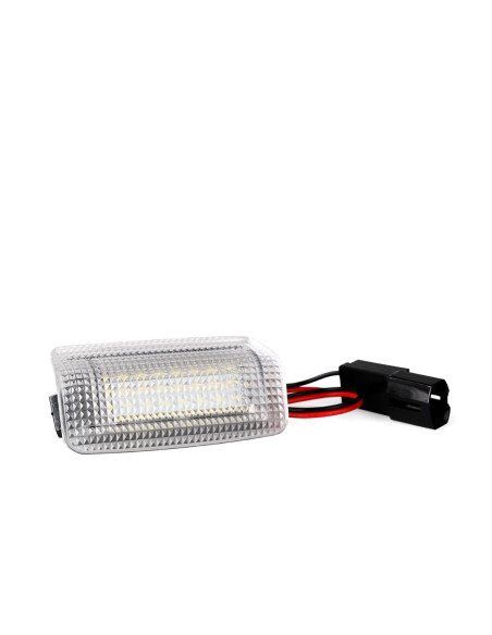 ¡Ilumina tu Toyota con estilo! Plafón LED de cortesía en AutoAcc.es ?✨