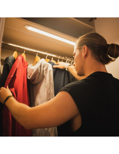 Luz LED ATZ Automotive de 60 cm con Sensor de Movimiento y Batería Recargable de 1.800mAh - AutoAcc.es